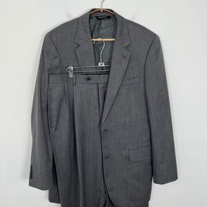 Jos A Bank Mens Charcoal Gray Herringbone Suit 2 Piece 2 Button Jacket Pants L40